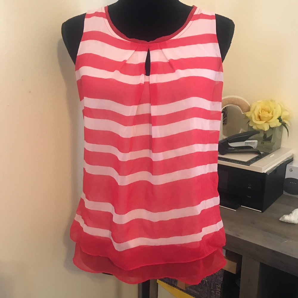 NY & C red striped top EUC